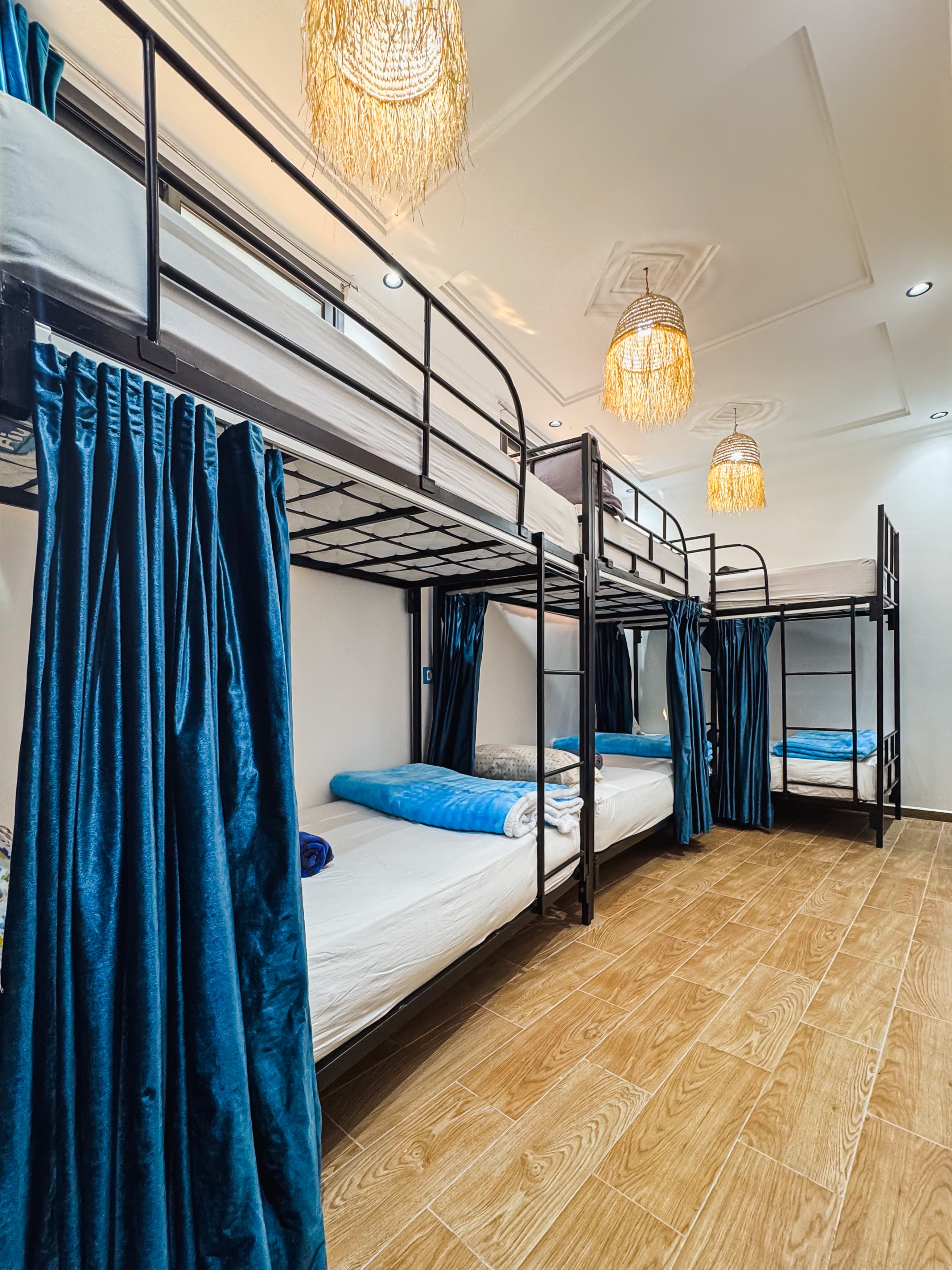 Mixed Surf Dorm — 6 Beds — photo 1